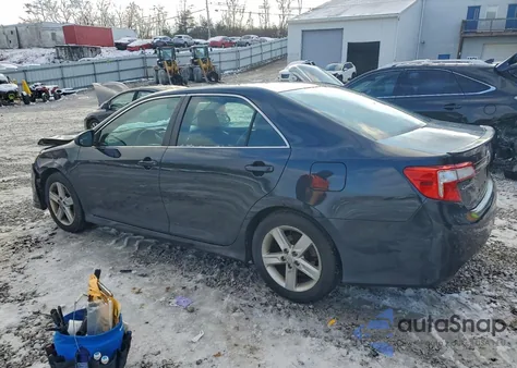 2013 Toyota Camry L z USA, uszkodzony, nr VIN 4T1BF1FK8DU684053
